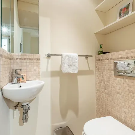 Outstanding View - Large 1 Bdr With Ac