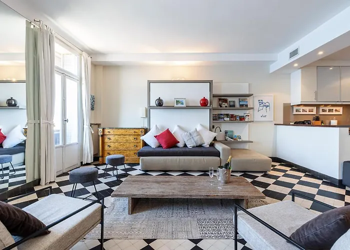 Outstanding View - Large 1 Bdr With Ac Apartman *